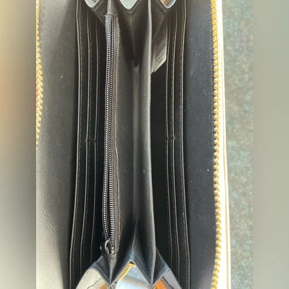 Tan with Pattern Wallet - Picture 3 of 3